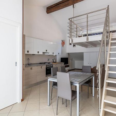 Cozy Mezzanine Apartment By Wonderful Italy โบโลญญา ภายนอก รูปภาพ
