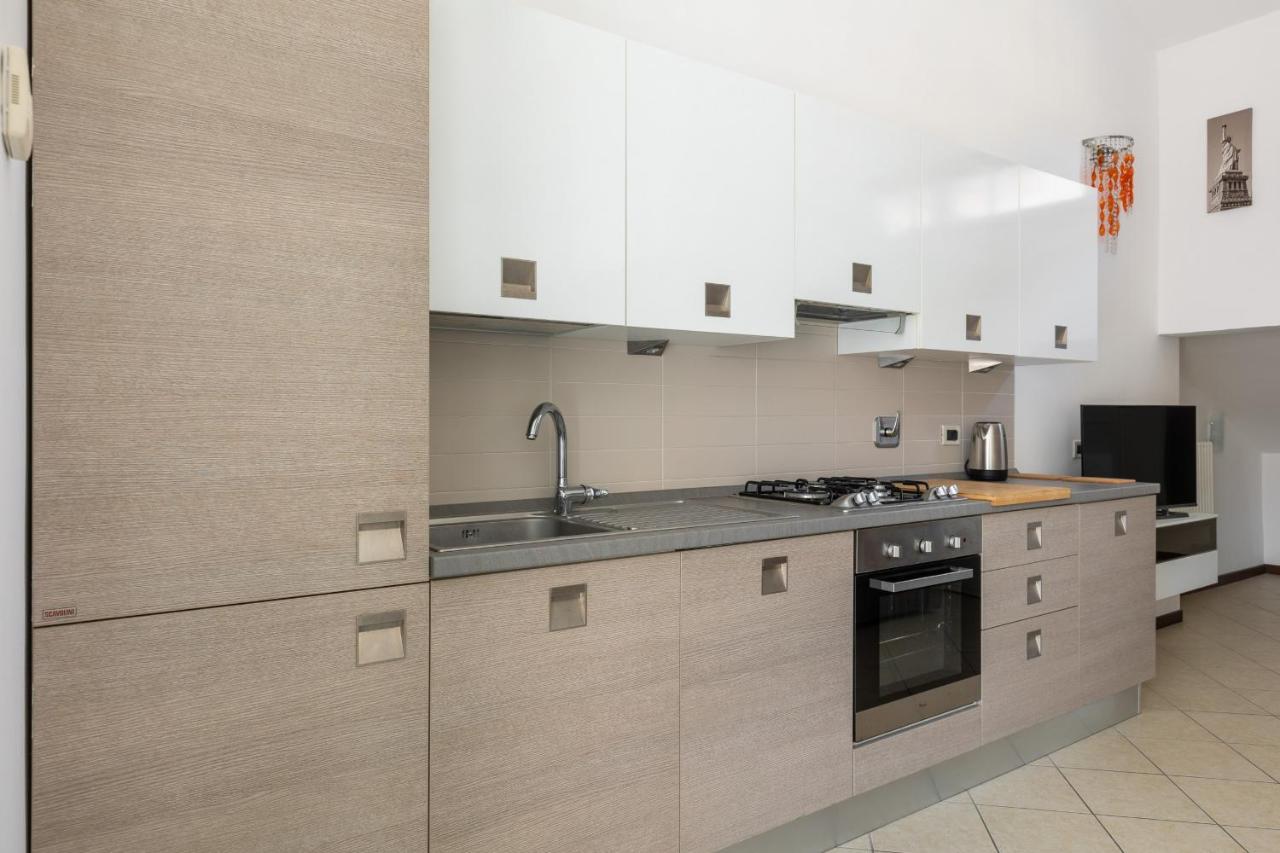 Cozy Mezzanine Apartment By Wonderful Italy โบโลญญา ภายนอก รูปภาพ