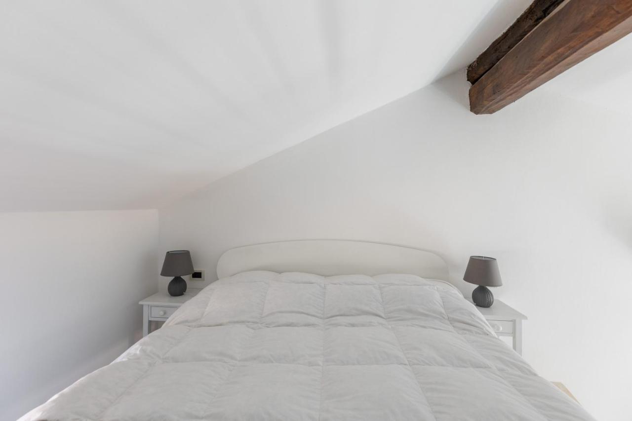 Cozy Mezzanine Apartment By Wonderful Italy โบโลญญา ภายนอก รูปภาพ
