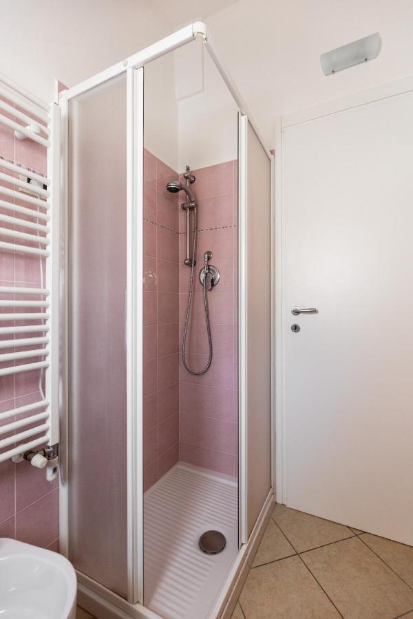 Cozy Mezzanine Apartment By Wonderful Italy โบโลญญา ภายนอก รูปภาพ
