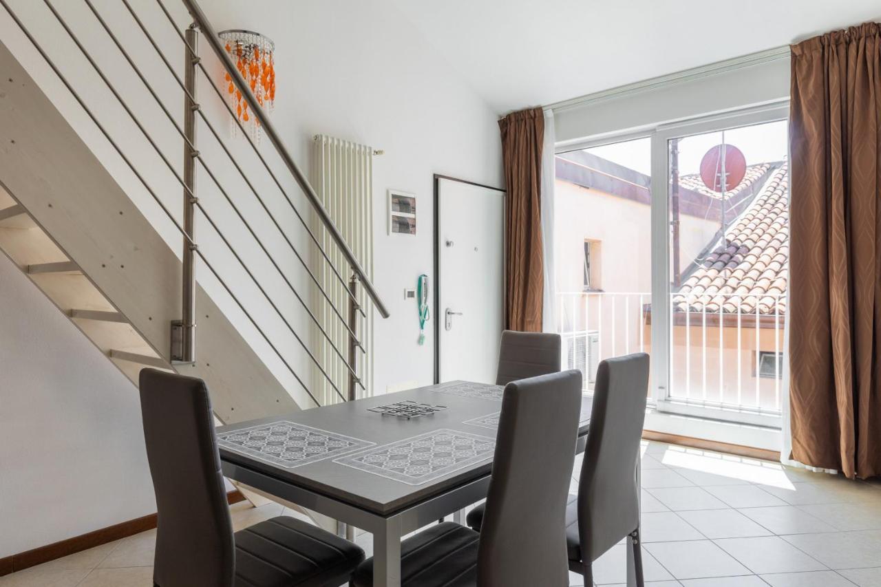 Cozy Mezzanine Apartment By Wonderful Italy โบโลญญา ภายนอก รูปภาพ