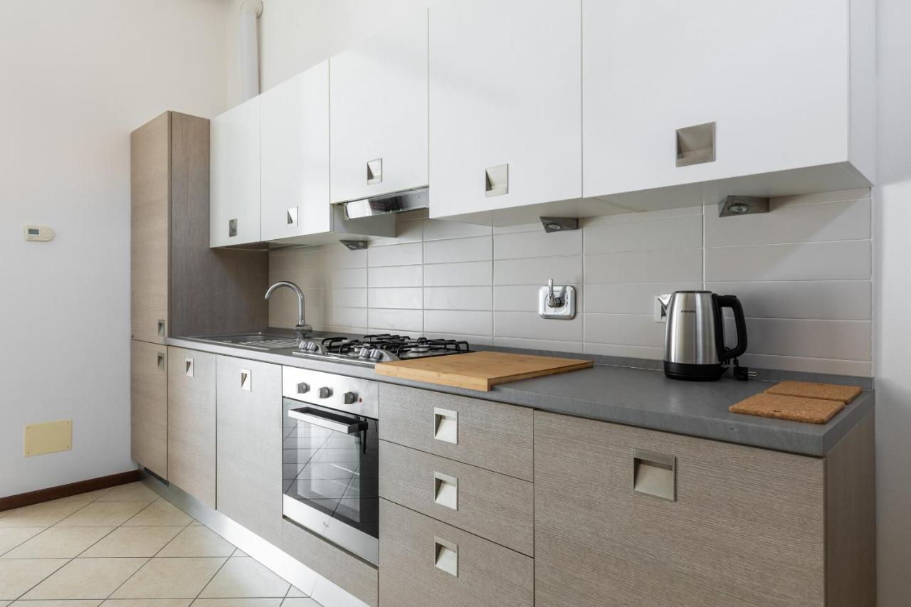 Cozy Mezzanine Apartment By Wonderful Italy โบโลญญา ภายนอก รูปภาพ